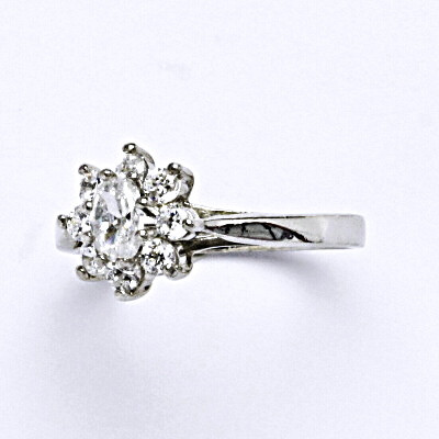 Stříbrný prsten s čírými zirkony, prsten ze stříbra, 3,27 g vel 55