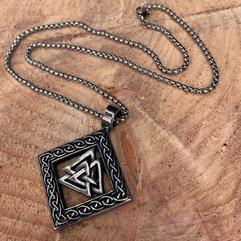 Přívěsek na krk Erik and Sons Valknut Raute - stříbrný