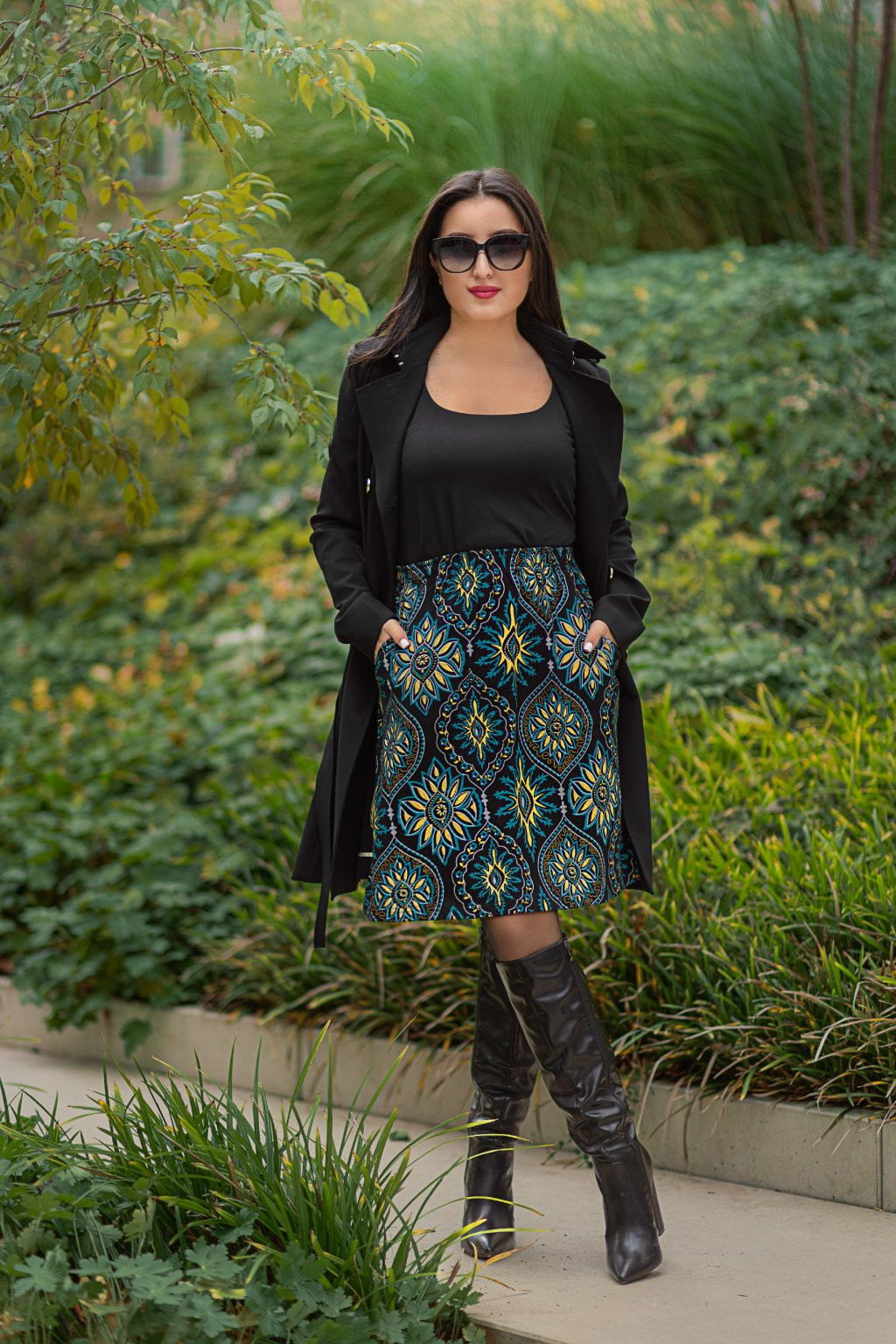 Himalife Sukně Kara - černá s tyrkysovou a zlatou Velikost: S/M