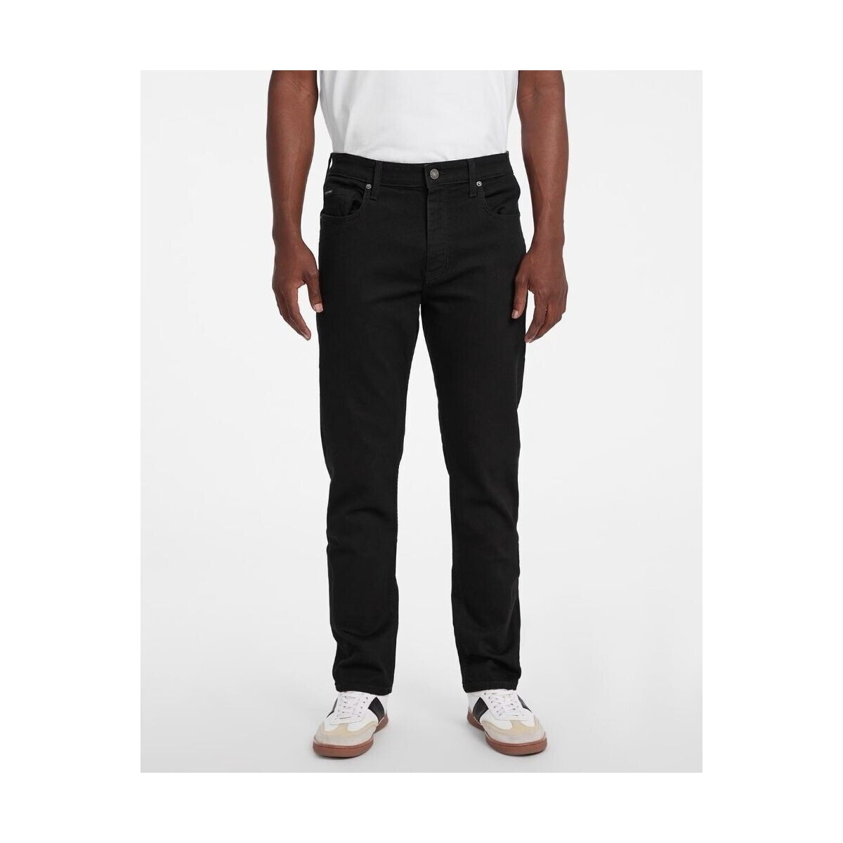 Guess  M4BA1C D5DN1  Černá