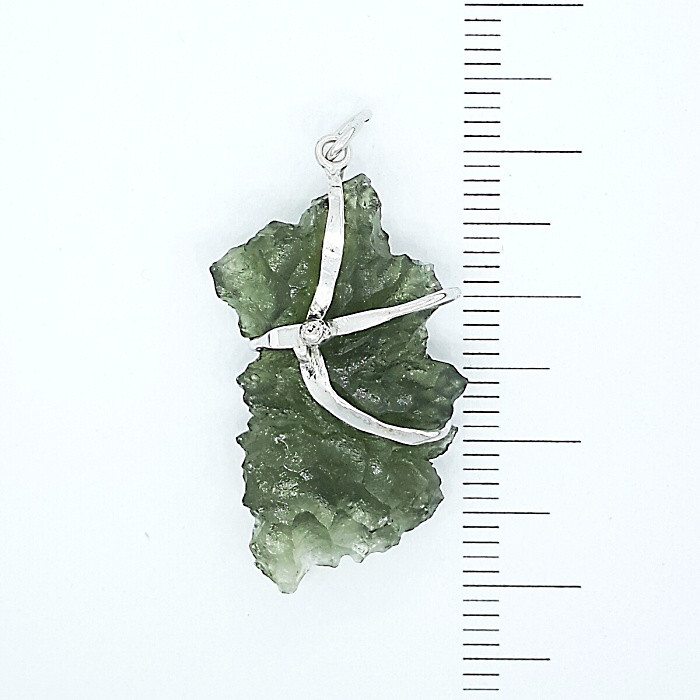 Přírodní vltavín Besednice, stříbrný přívěsek 3,18 g