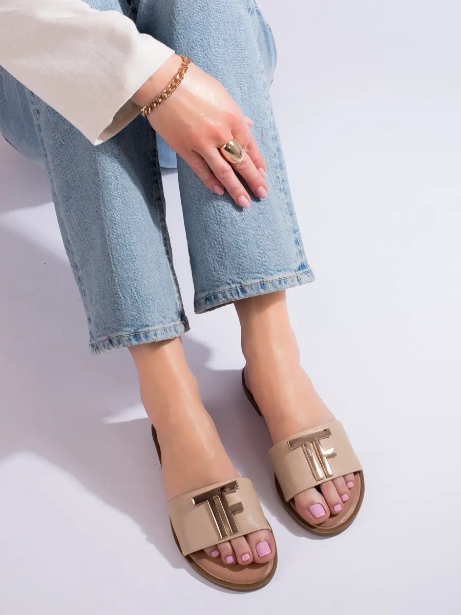 Jedinečné dámské béžové nazouváky bez podpatku