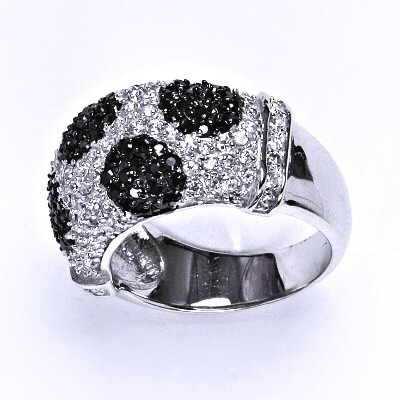 Stříbrný prsten s čirými a černými zirkony, prsten ze stříbra, 8,63 g