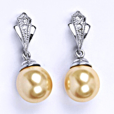 Stříbrné náušnice se světle lososovou umělou perlou 10 mm, NŠ 1193/10