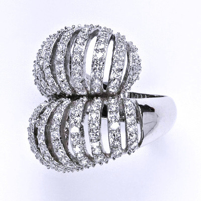 Stříbrný prsten s čirými zirkony,prsten ze stříbra,váha 13,22 g