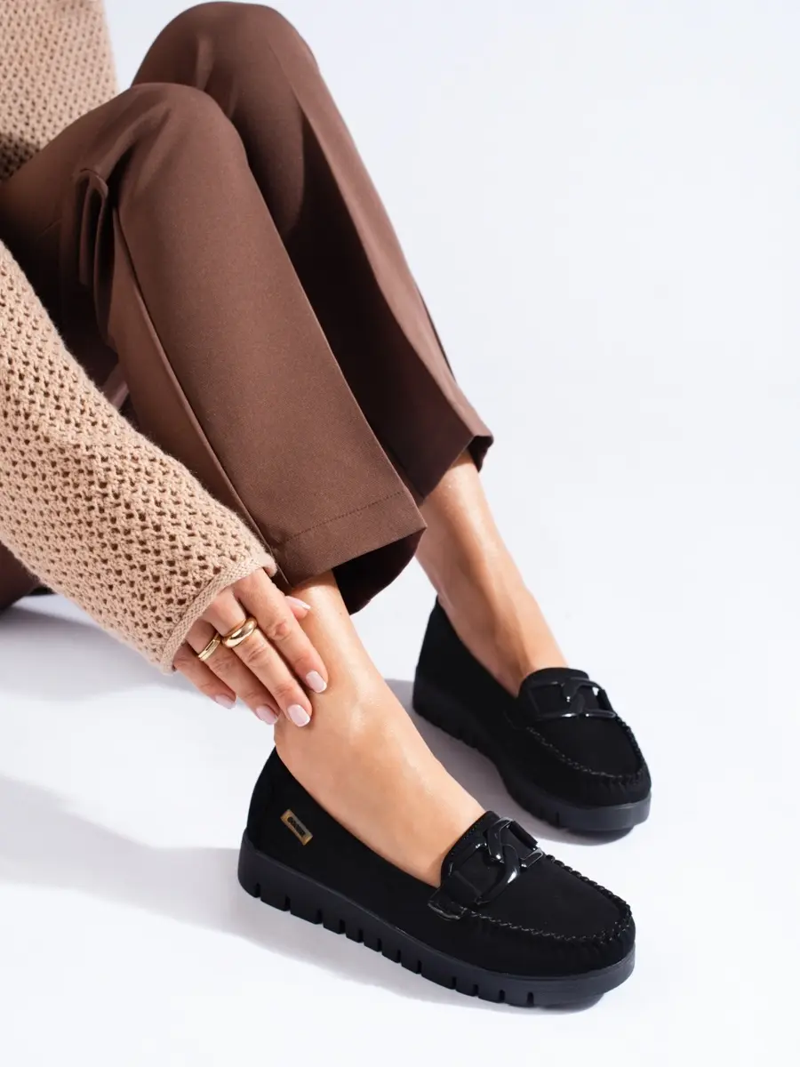 Komfortní dámské mokasíny černé na platformě