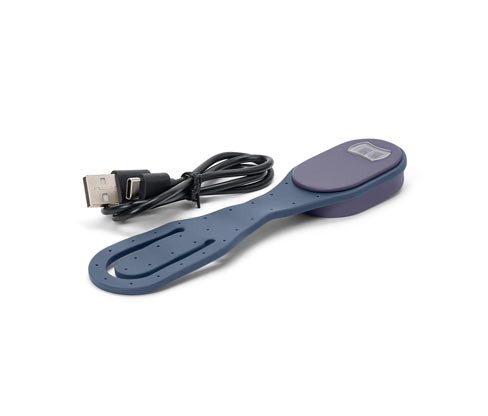 Tchibo - Mini LED lampička na čtení s baterií - barva: modrá