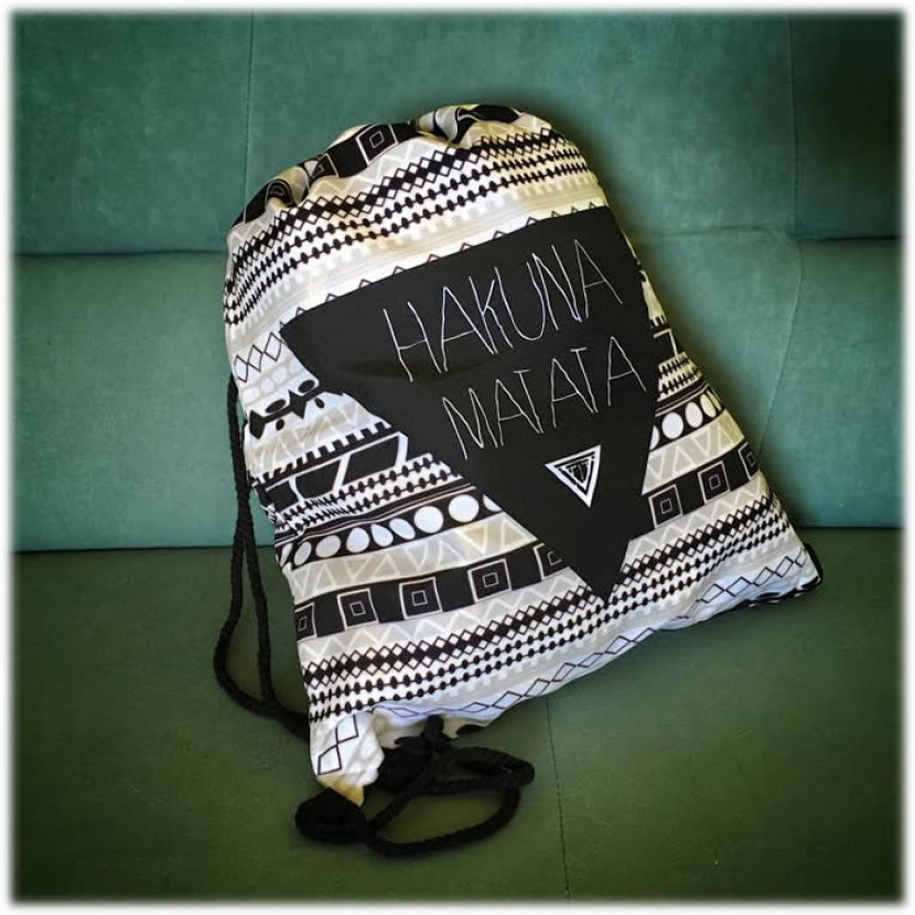 Vak na záda Hakuna Matata - bílý-černý