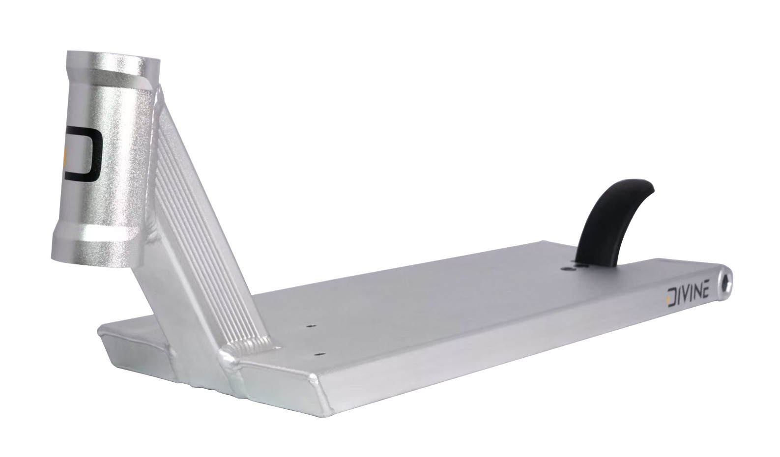 Divine - Chaos Forged Street 580x165 stříbrná - deska na freestyle koloběžku