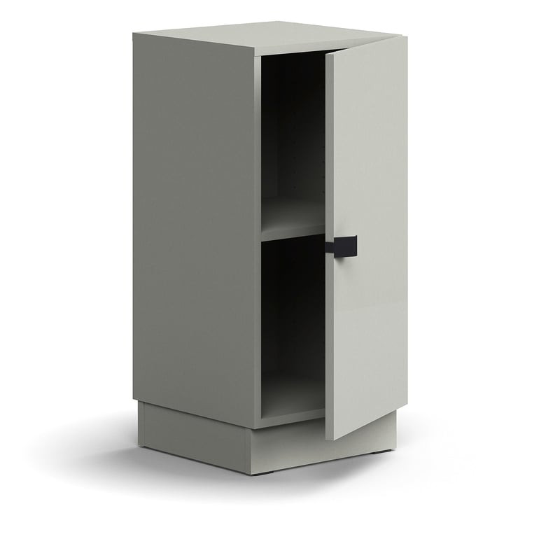 Policová skříň QBUS, 1 police, sokl, úchytka, 868x400x420 mm, světle šedá