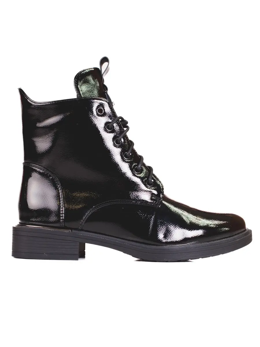 Pěkné kotníkové boty dámské černé na plochém podpatku