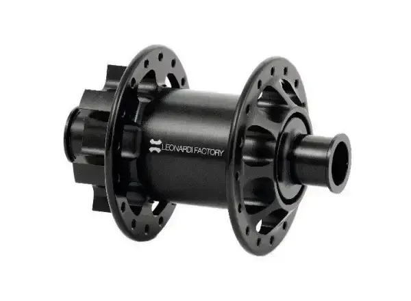 Leonardi Factory Boss Hog přední náboj 15x100 mm červená 32 děr 15x100 mm/červená