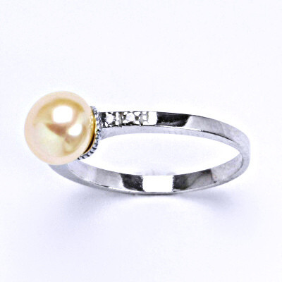 Stříbrný prsten s lososvou přírodní perlou 8 mm, T 1211