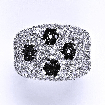 Stříbrný prsten s čirými a černými zirkony, prsten ze stříbra, 10,02 g