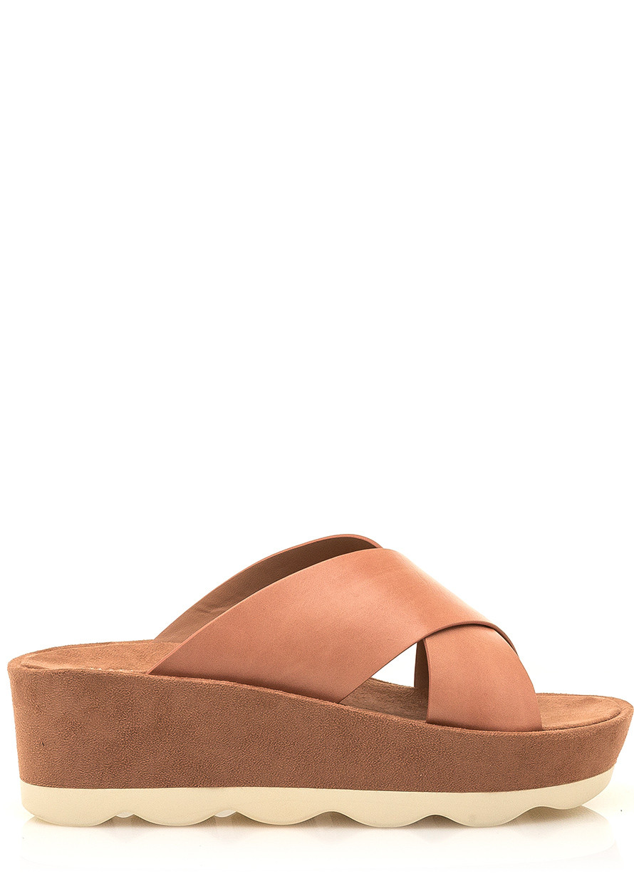 Hnědé pantofle na vysoké podrážce Maria Mare Velikost: 37