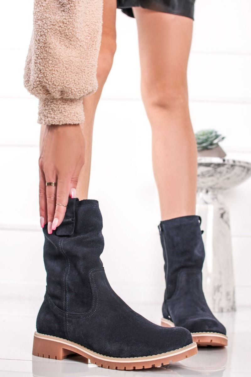 Tmavě modré kožené kotníkové kozačky 1-26471