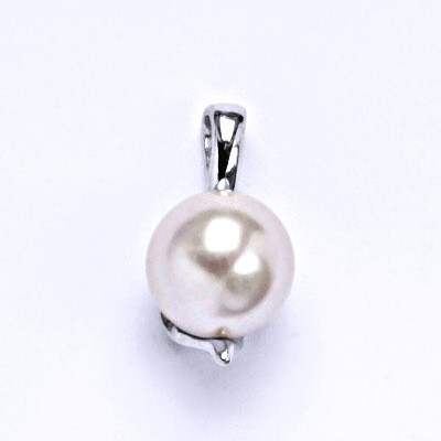 Stříbrný přívěšek s umělou světle růžovou perlou 10 mm,přívěšek ze stříbra P 1215