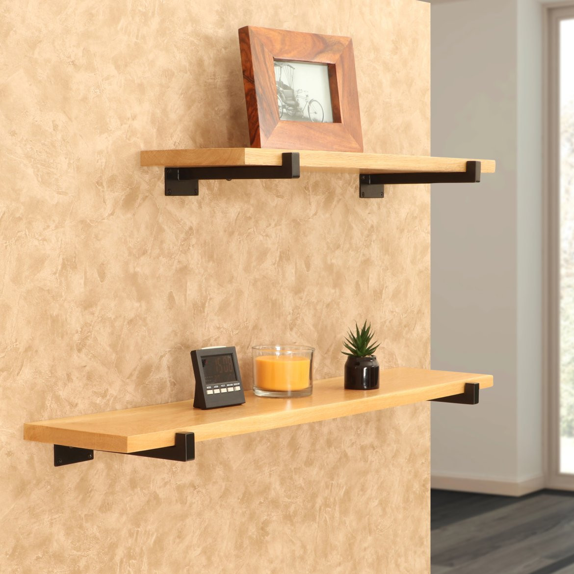 indickynabytek.cz - Police na zeď s konzolí Nina