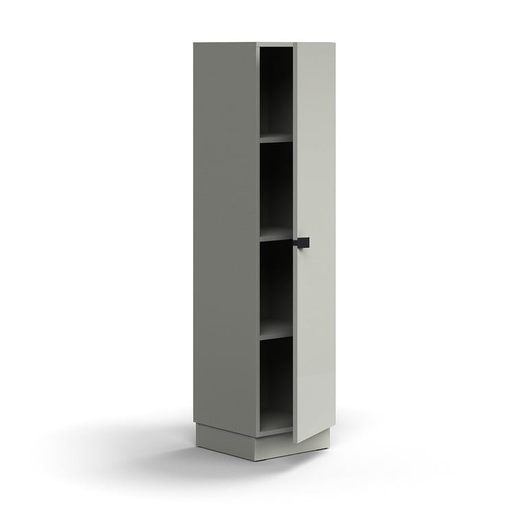 Policová skříň QBUS, 3 police, sokl, úchytka, 1636x400x420 mm, světle šedá