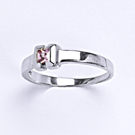 Stříbrný prsren s růžovým zirkonem