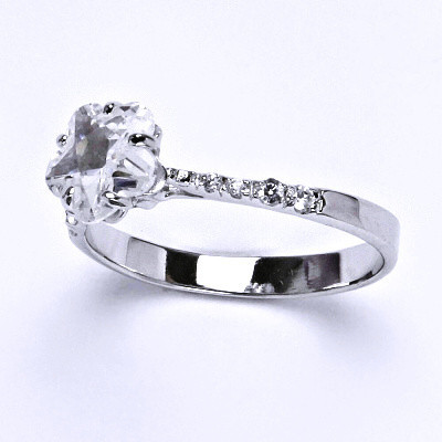 Stříbrný prsten, prsten ze stříbra, syntetický zirkon, kytka, kytička, váha 2,52 g, vel.60