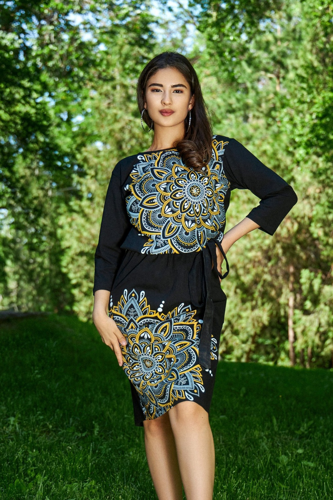 Himalife Šaty Sitora - černá s béžovou Velikost: S/M