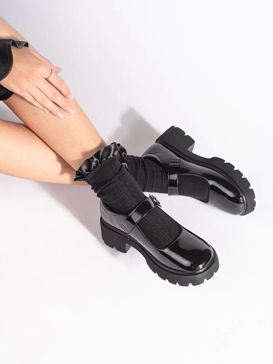 Výborné dámské mokasíny černé na platformě