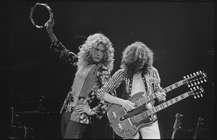 Jay Dickman Fotografie Robert Plant and Jimmy Page of Led Zeppelin, Jay Dickman, 40 × 26.7 cm