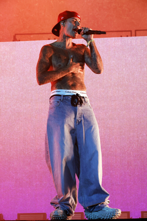 Kevin Winter Fotografie Justin Bieber, 2022 Coachella Valley Music And Arts, Kevin Winter, 26.7 × 40 cm
