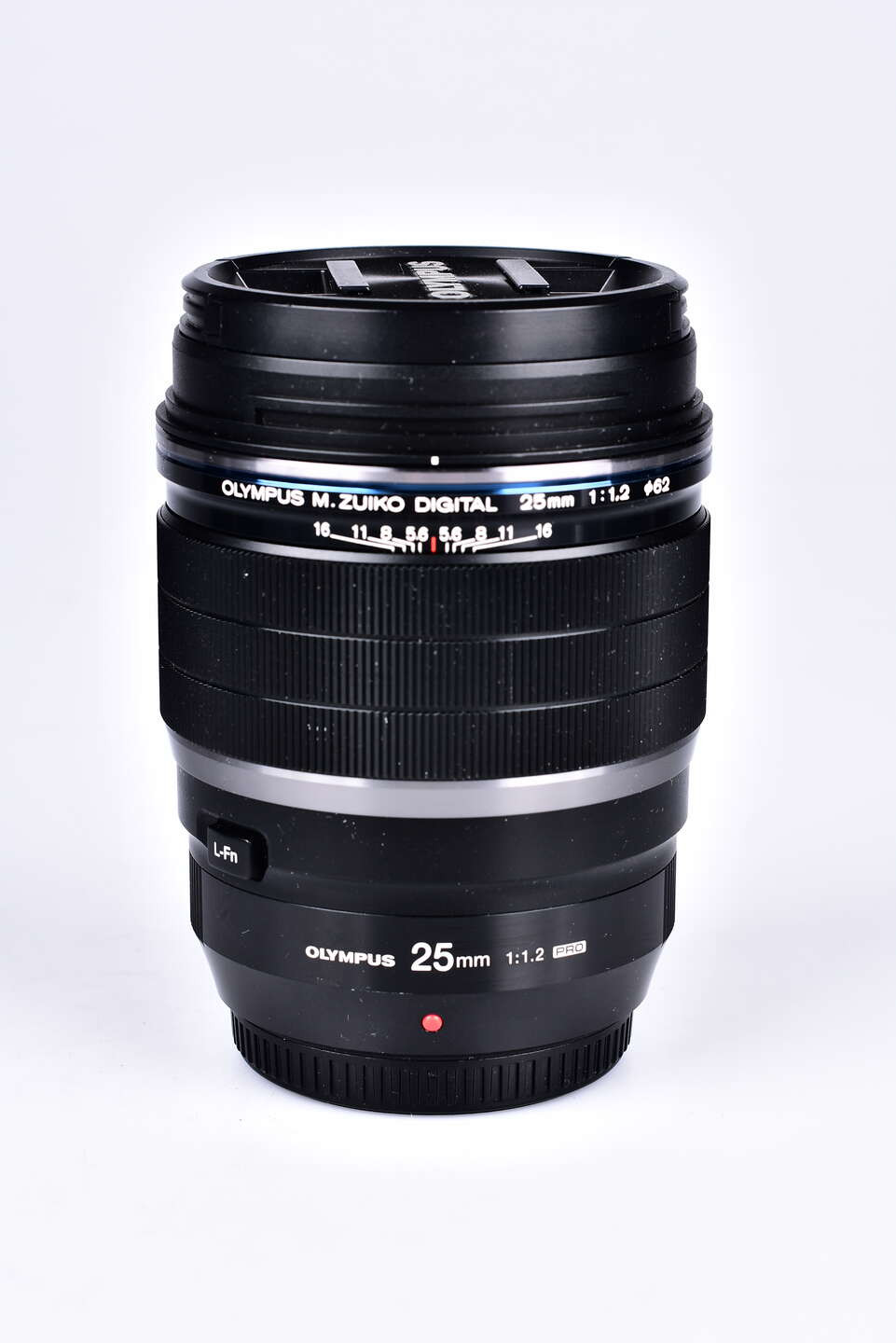 OM System M.ZUIKO ED 25 mm f/1,2 PRO bazar