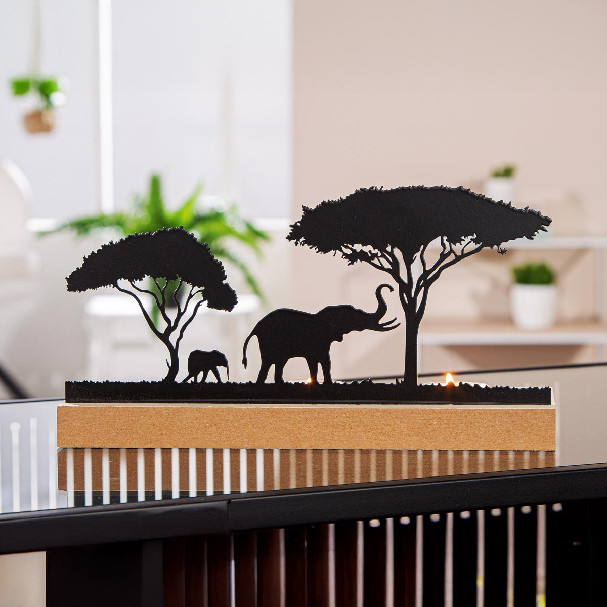 Gilde Svícen na čajové svíčky Sloni v savaně