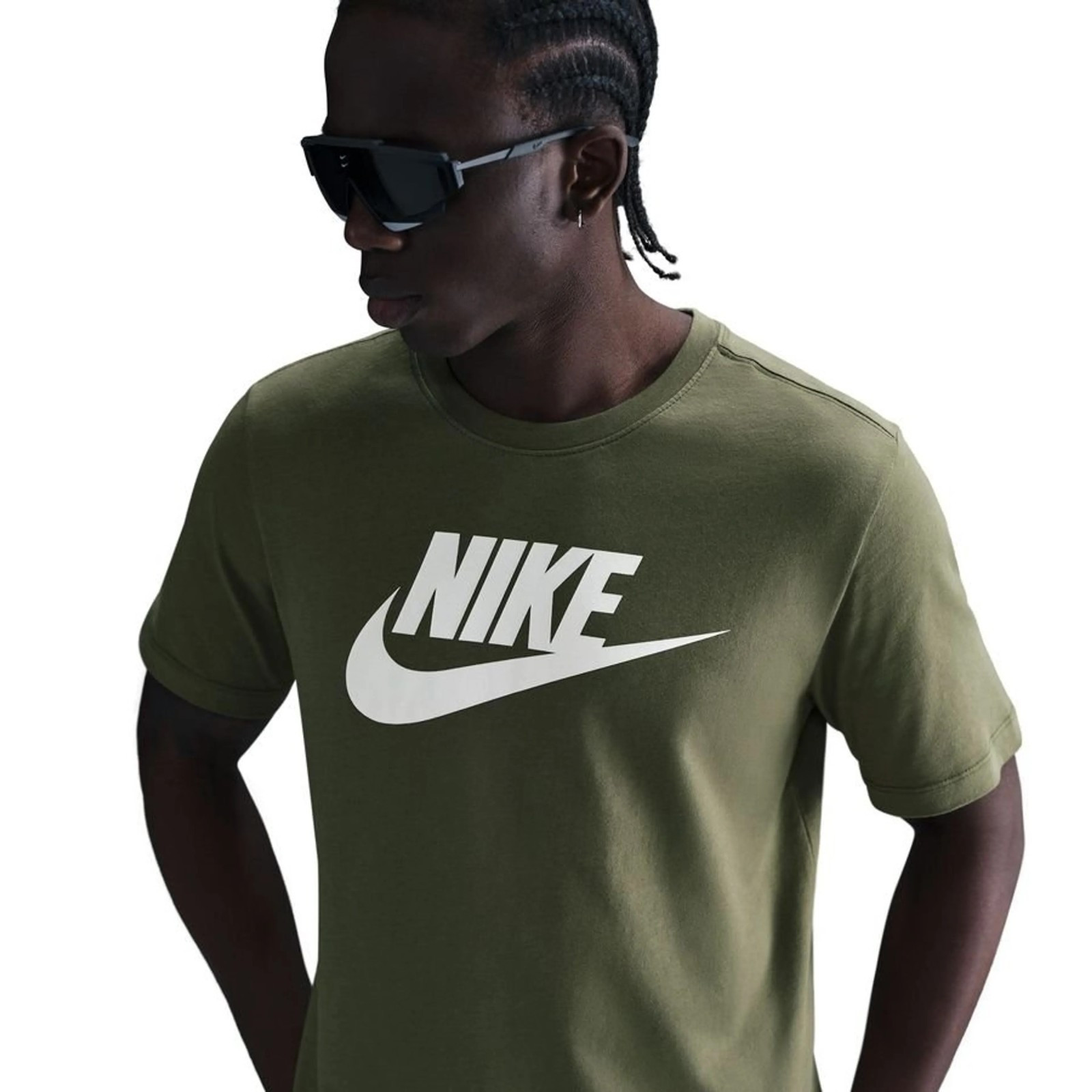 Nike Sportswear T-shirt L