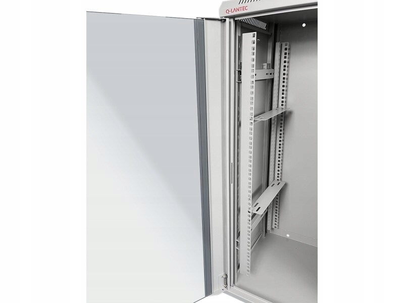 Závěsná racková skříň 19