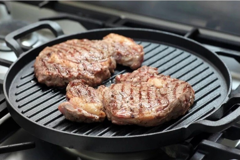 PERFECT HOME Grilovací deska litinová ¤31cm oboustranná  PERFECT