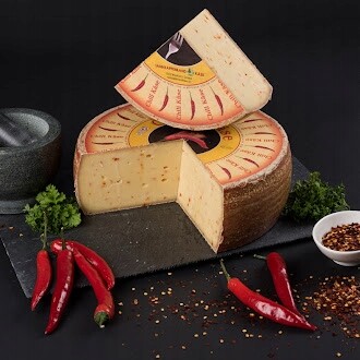 Švýcarský Sýr Chili Kase 500 g Originální