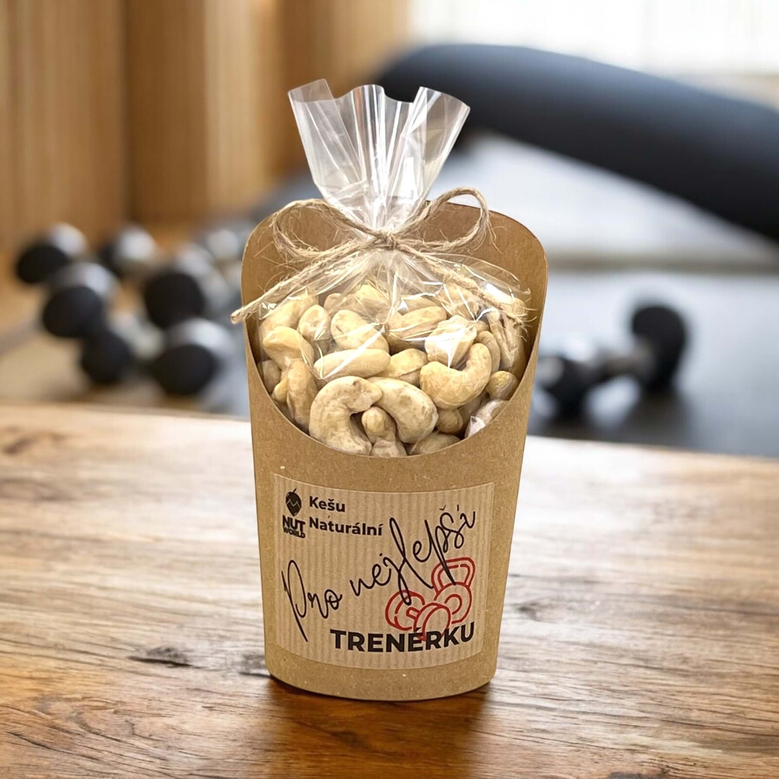 Nutworld.cz Kešu natural v celofánku a kelímku 180g - PRO TRENÉRKU
