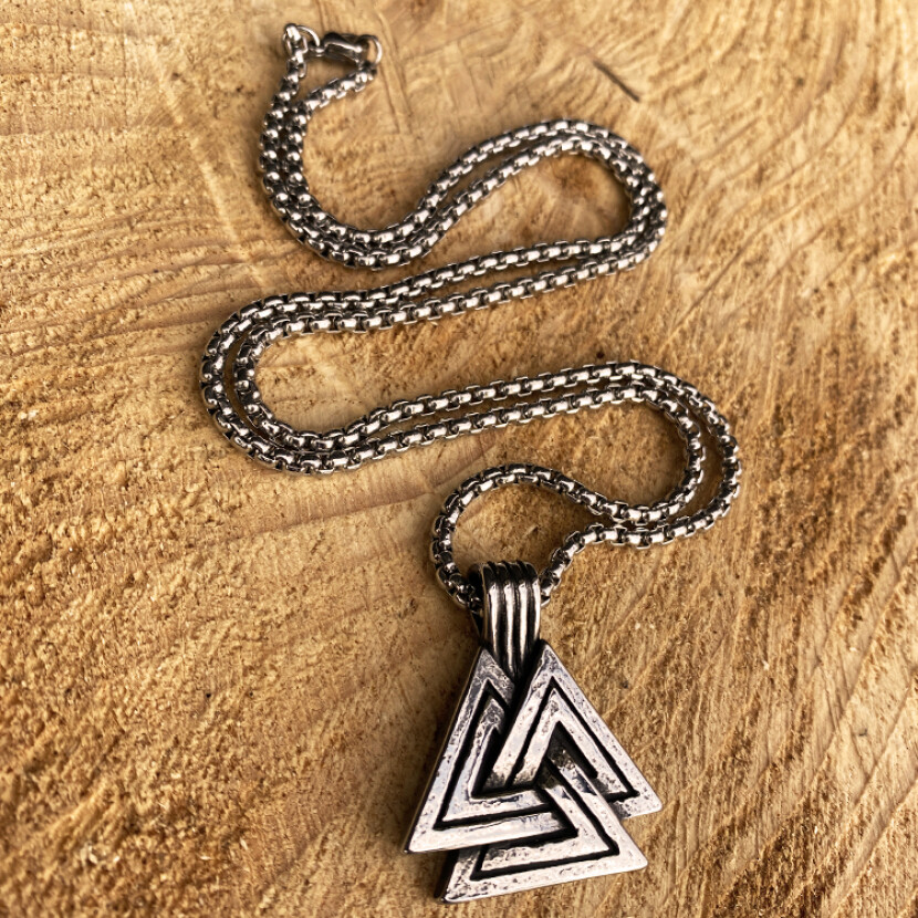 Přívěsek na krk Erik and Sons Valknut Opet - stříbrný