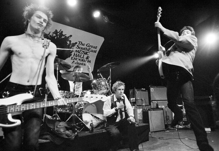 Bettmann Fotografie Sex Pistols Performing During Concert, Bettmann, 40 × 26.7 cm