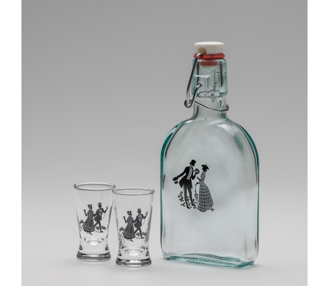 Sada 1x skleněná láhev a 2x sklenice na panáky čirá s motivem tance