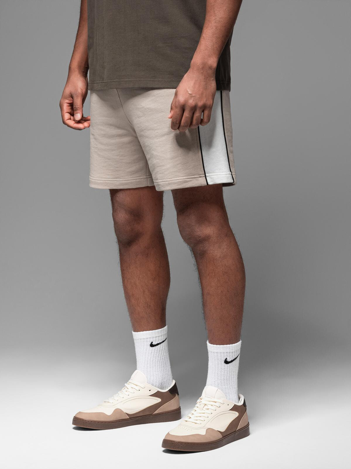Ombre Men's short sweat shorts with wide stripes - beige