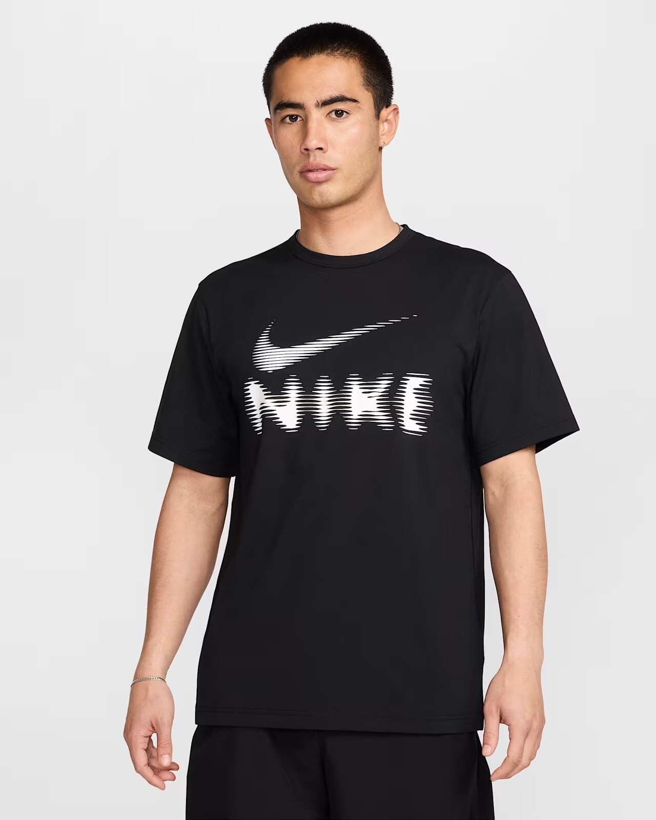Nike Hyverse Dri-FIT UV Versatile T-Shirt M