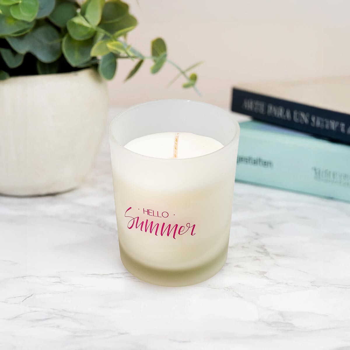 Weltbild Svíčka Hello Summer, bílá