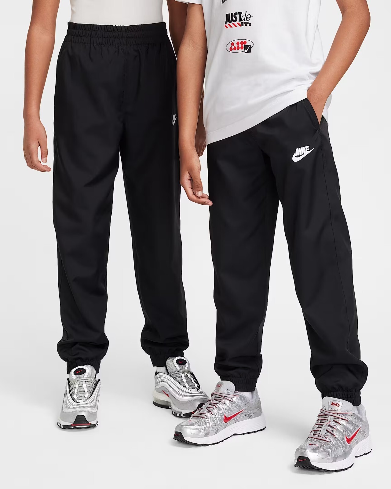 Nike Sportswear Club Older Kids Woven Joggers XL