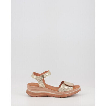 Paula Urban  24-634  Stříbrná