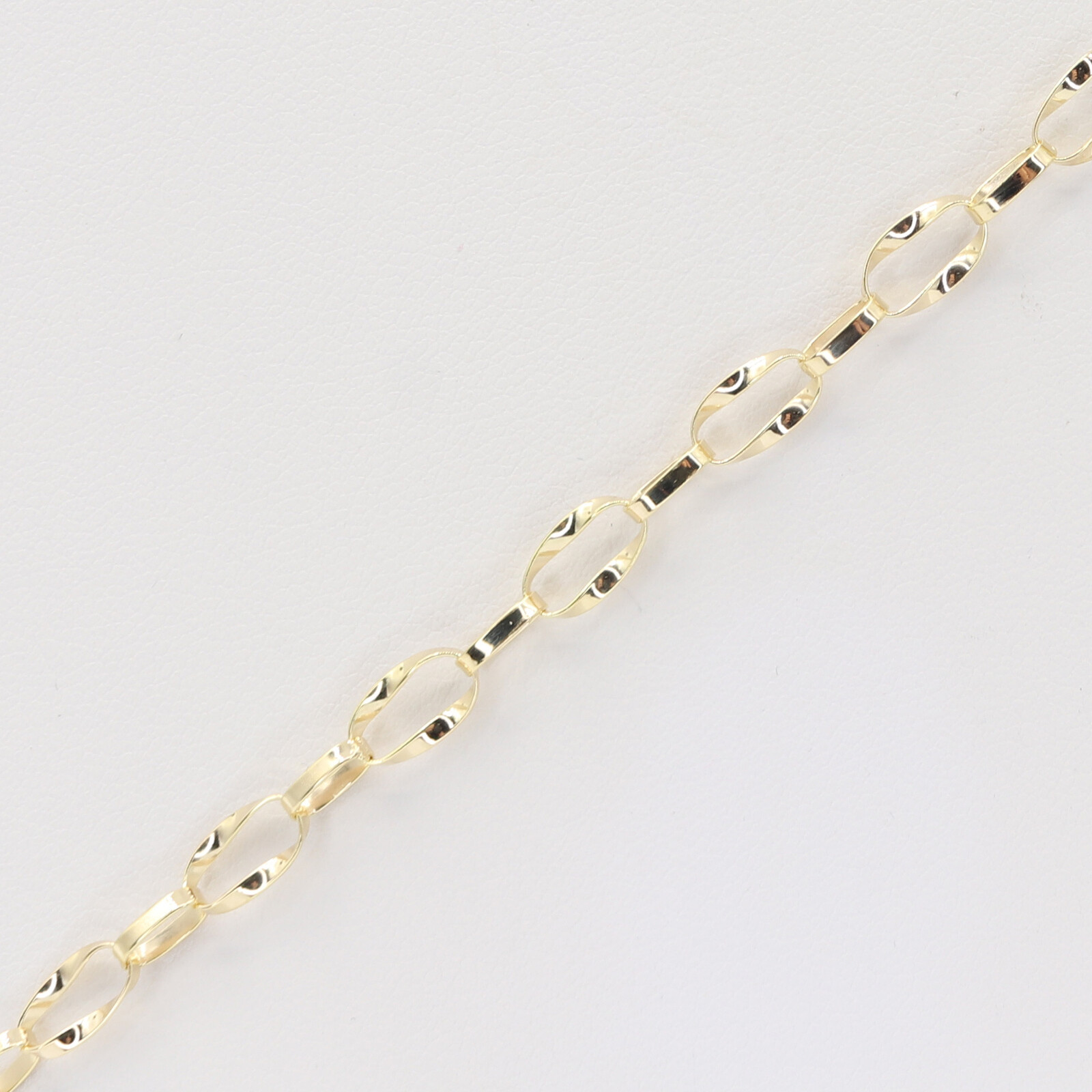 Zlatý řetízek STB1015