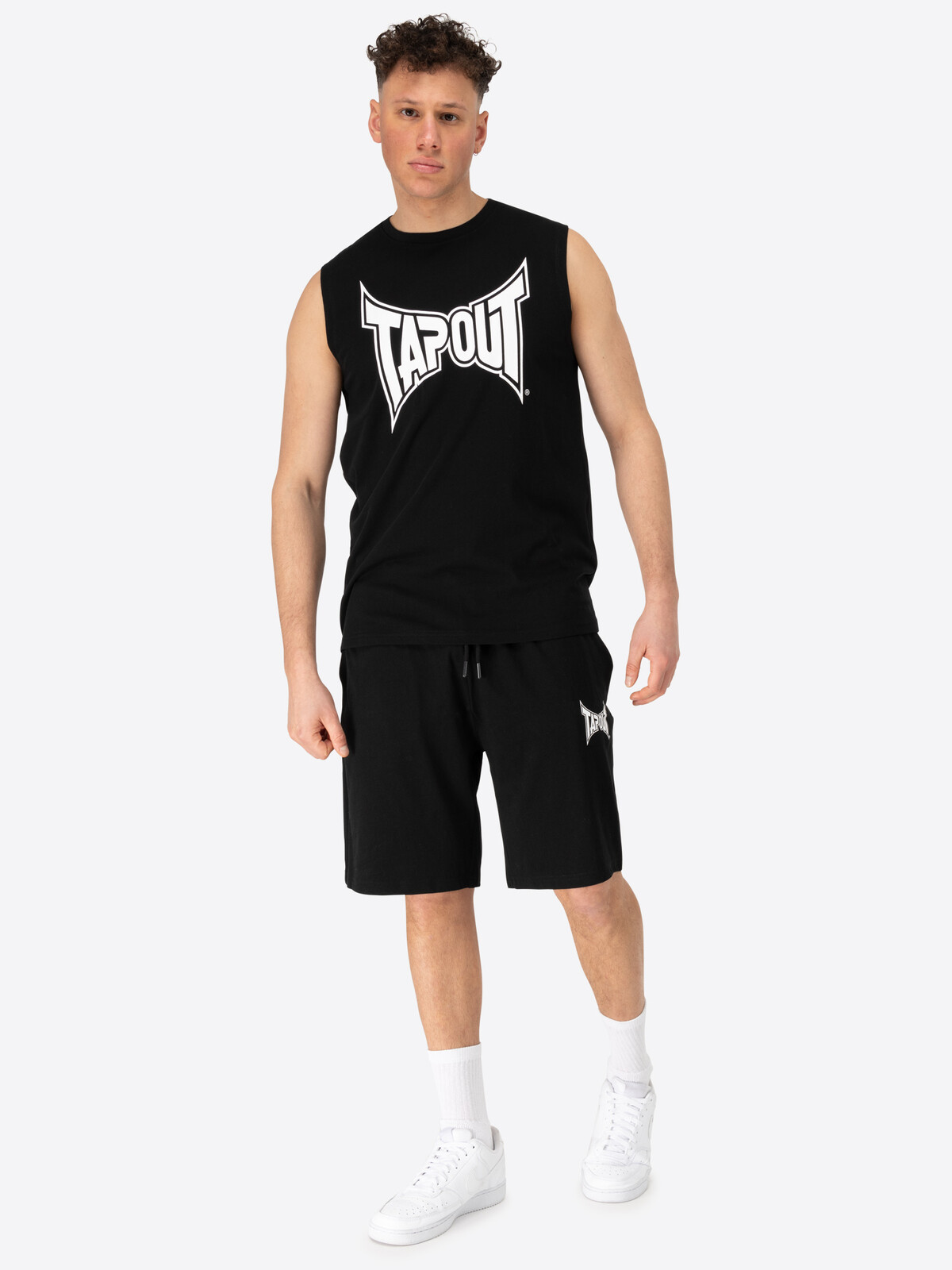 Tapout Men's sleeveless t-shirt & shorts set regular fit