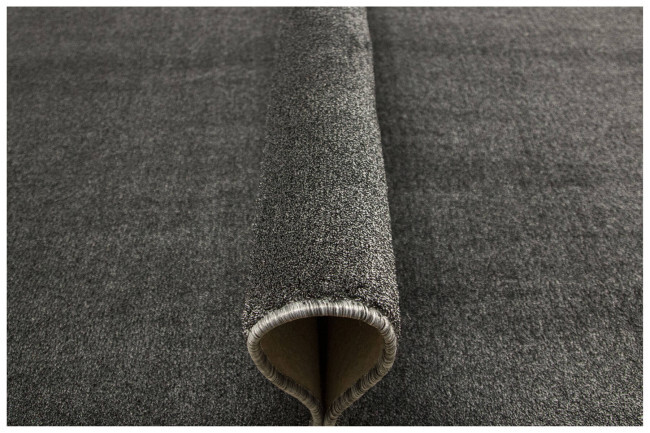 Metrážní koberec Java 177 šedý / černý / stříbrný