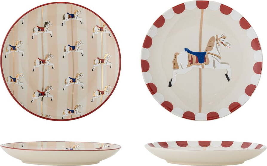 Krémové dezertní talíře s vánočním motivem z kameniny v sadě 2 ks ø 16 cm Merry-go-round – Bloomingville