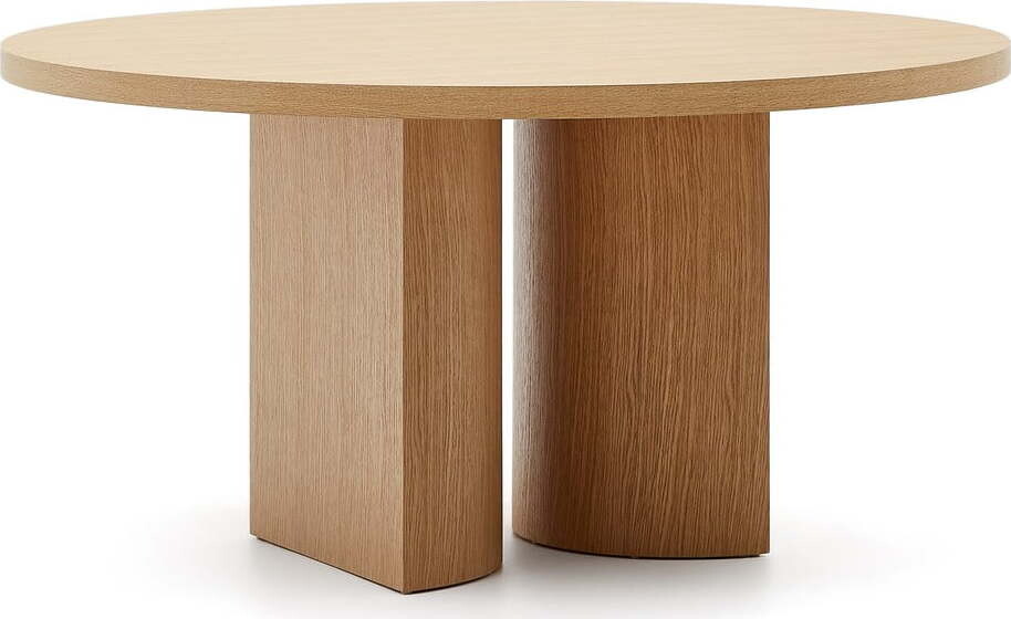 Kulatý jídelní stůl v dekoru dubu ø 150 cm Nealy – Kave Home