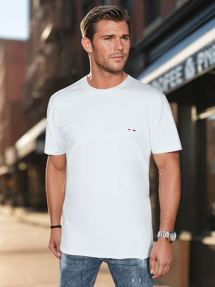 T-shirt damski z haftem biały Dstreet